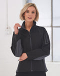 JK32 LadiesÕ Contrast Softshell Jacket