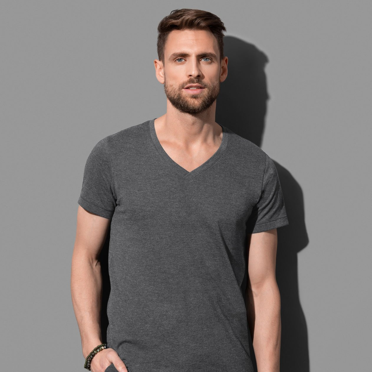 Men's Luke V-neck - kustomteamwear.com